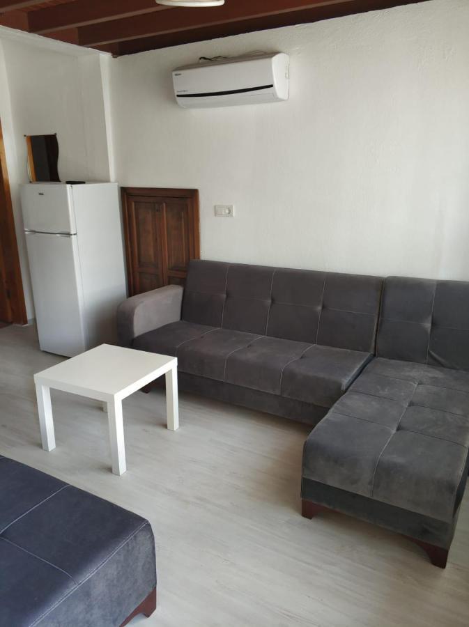 Apart Turgutreis Luaran gambar