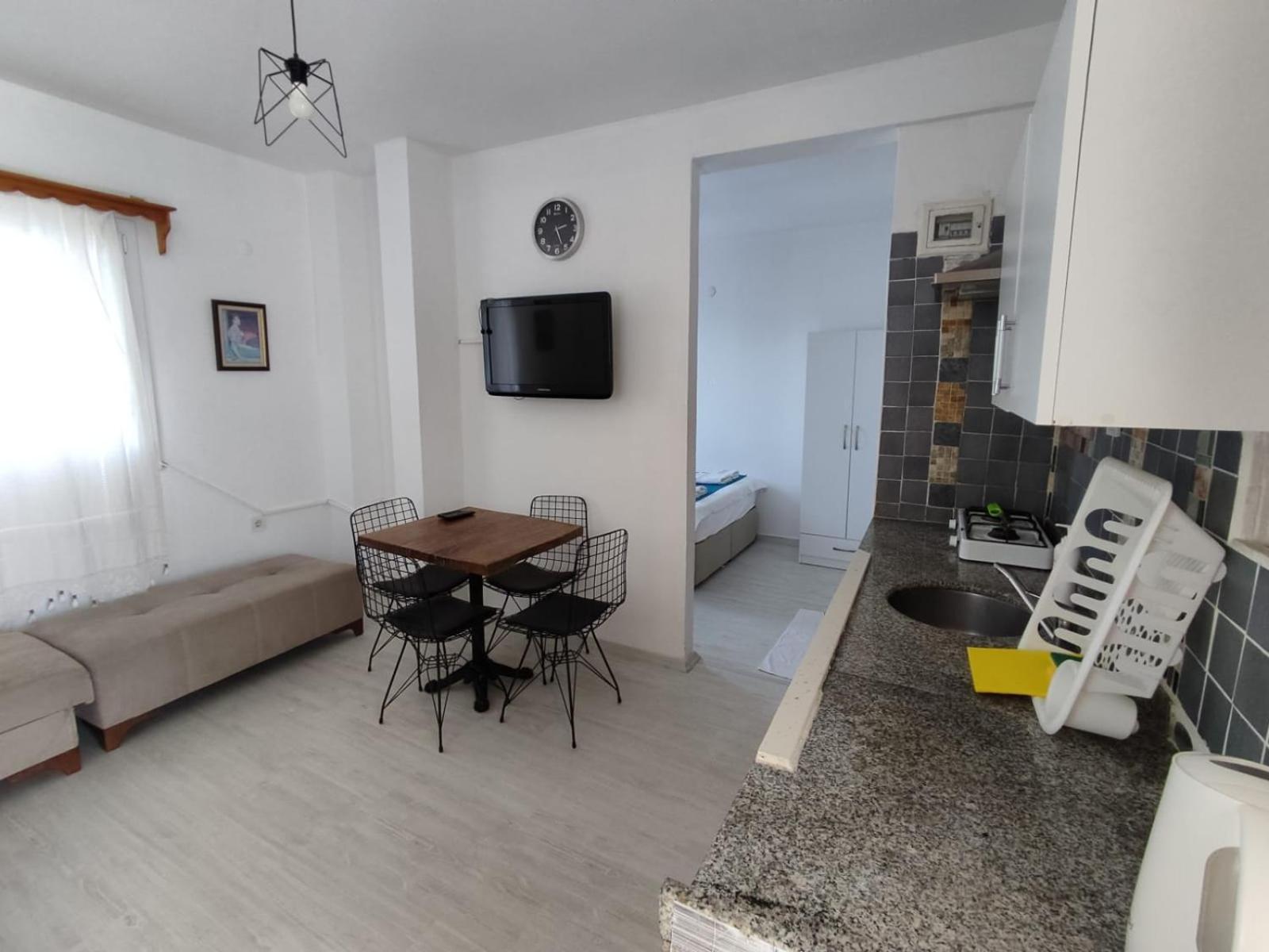Apart Turgutreis Luaran gambar